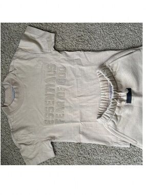 Fear of God Essentials Boys Size 8